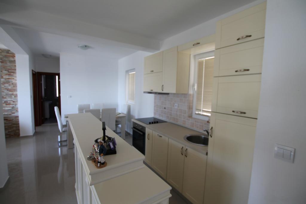 Apartments Marovic Херцег Нови Екстериор снимка