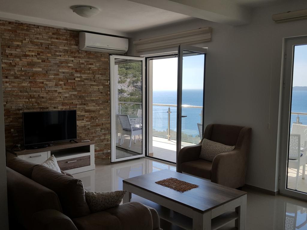 Apartments Marovic Херцег Нови Екстериор снимка