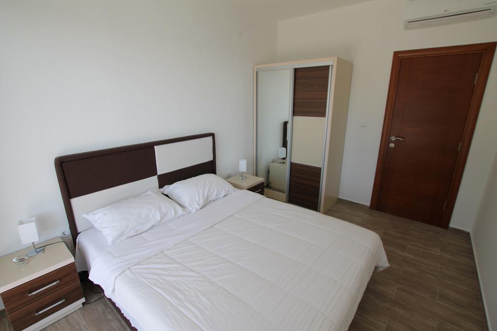 Apartments Marovic Херцег Нови Екстериор снимка
