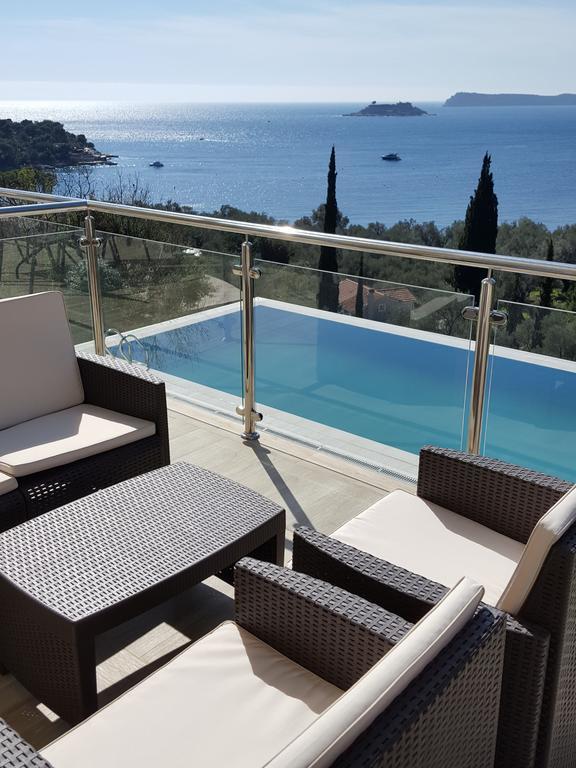 Apartments Marovic Херцег Нови Екстериор снимка