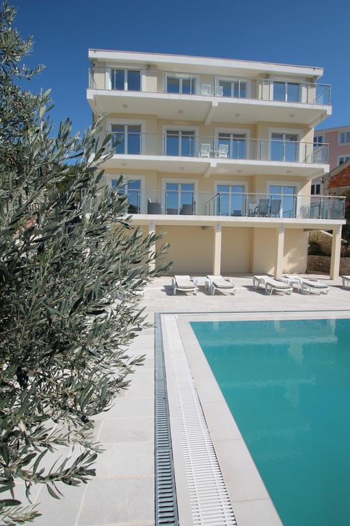 Apartments Marovic Херцег Нови Екстериор снимка